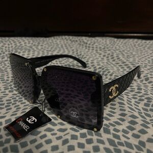 CHANEL Black and Gold Sunglasses